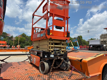 2021 JLG ES1932