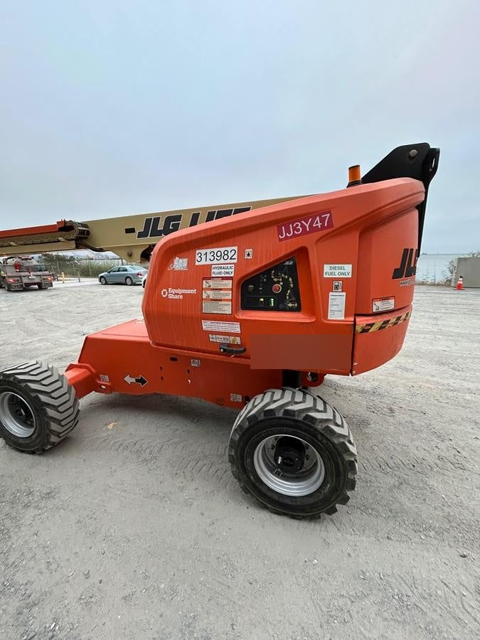 2023 JLG 460SJ