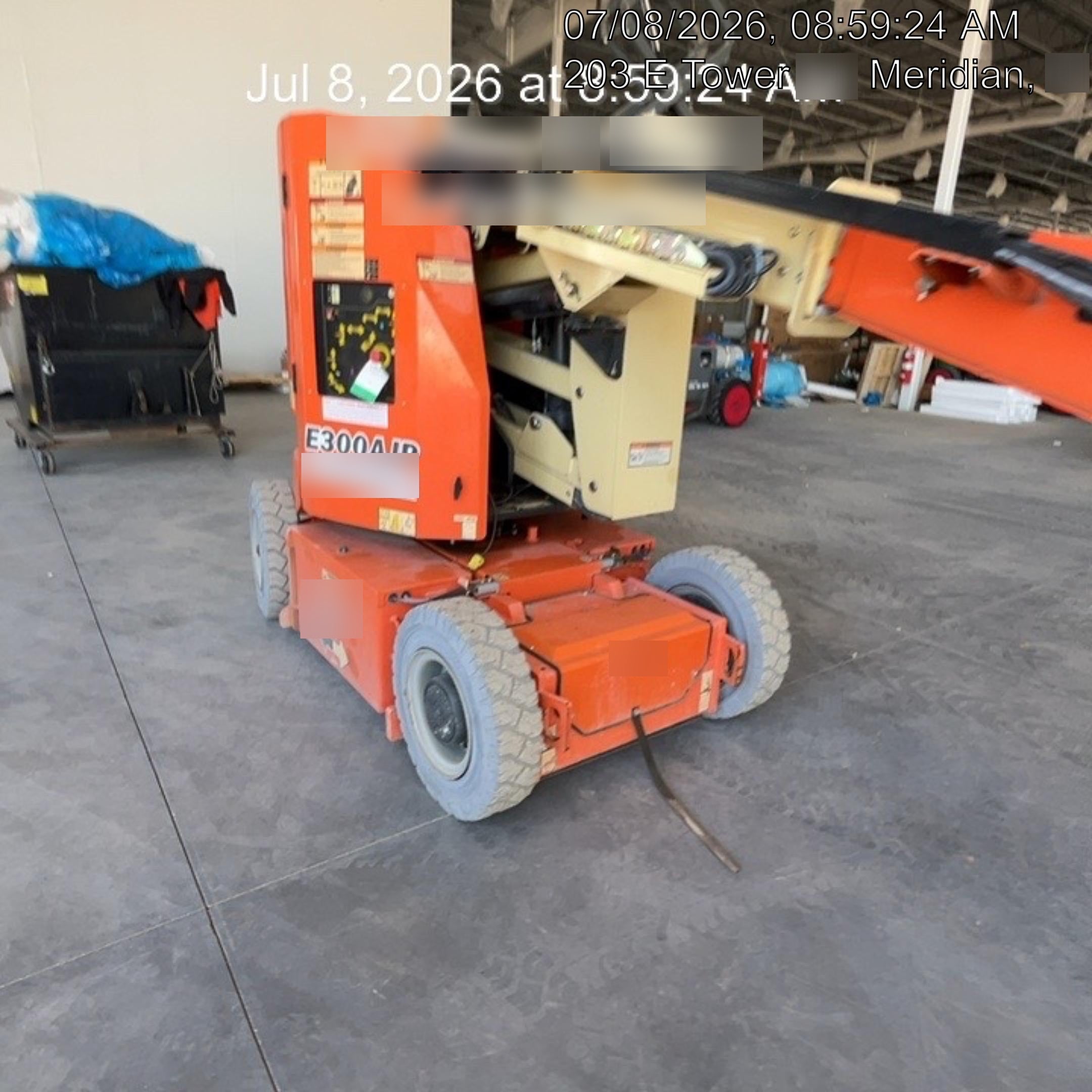 2019 JLG E300AJP