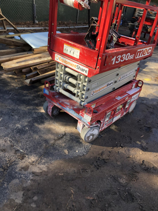 2019 MEC 1330SE MEC 1330SE w/ES Track Har