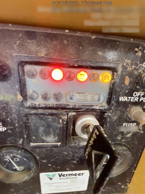 2021 Vac-Tron LP573XDT Kohler Diesel, 500 Gallon Debris Tank w/ Hydraulic Tilt, two (2) 100 Gallon Water Tanks, Low Profile Torsion Axles (12,000 GVWR)