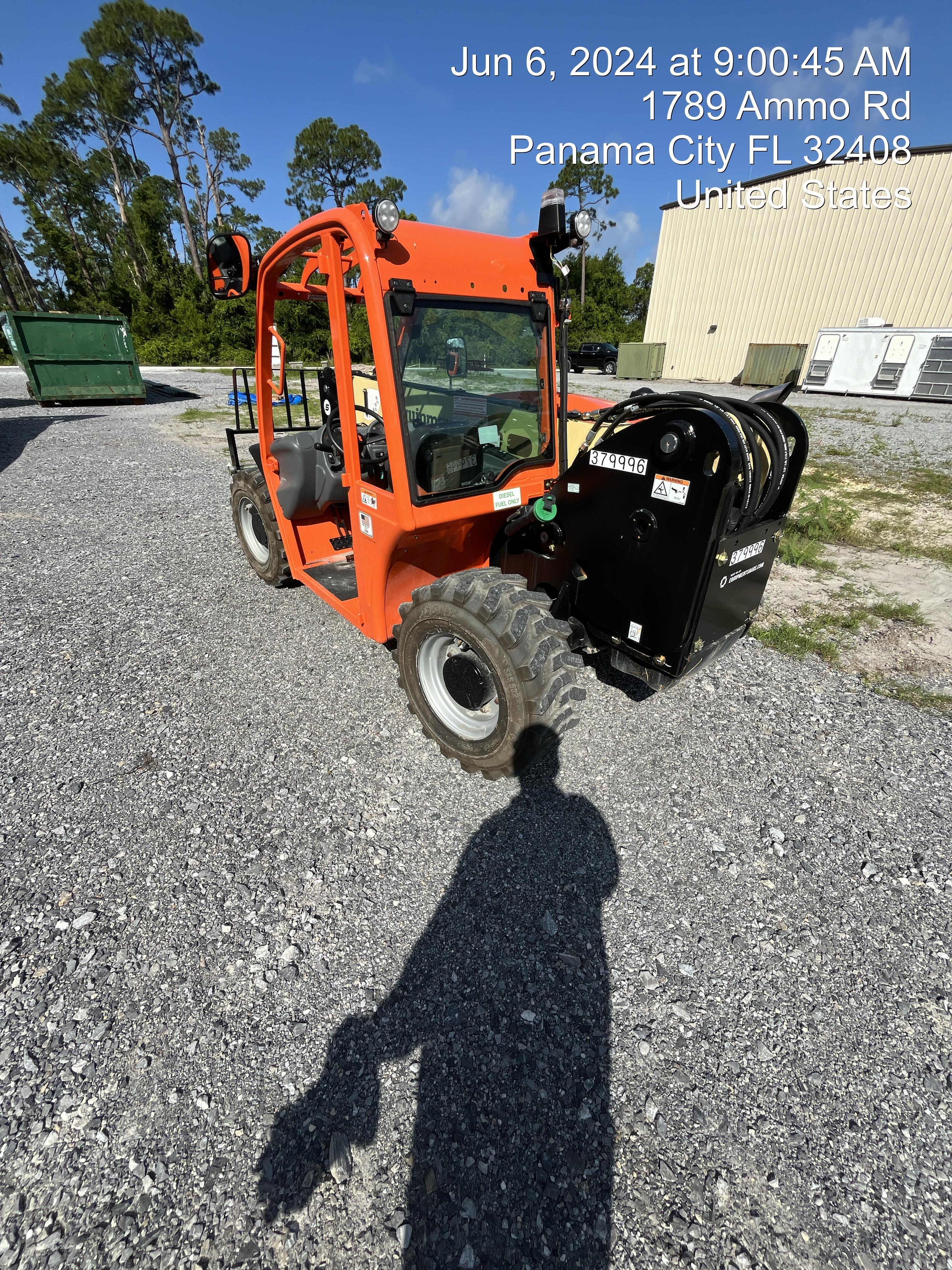 2023 JLG G5-18A