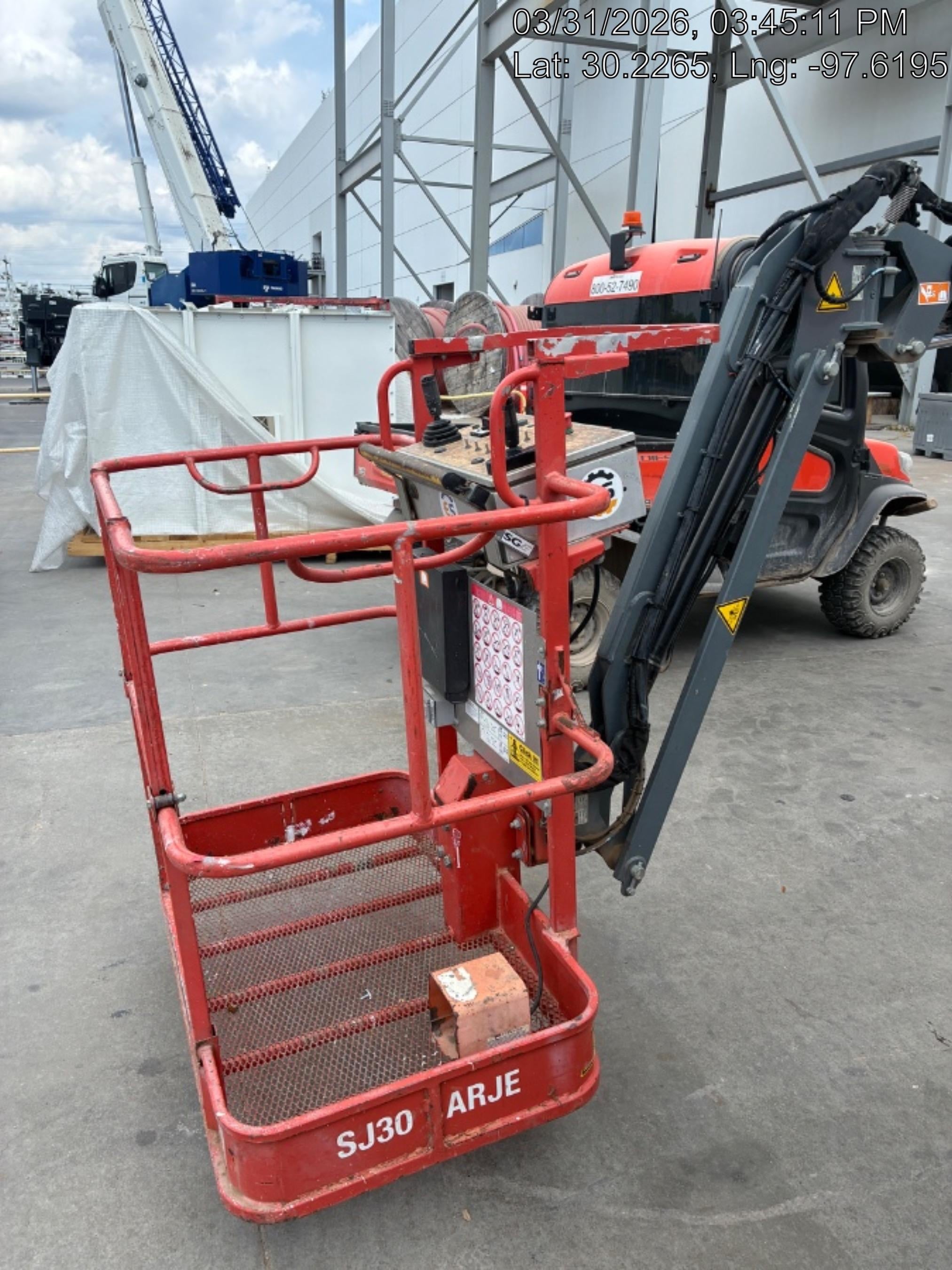 2017 SKYJACK SJ30 AJE