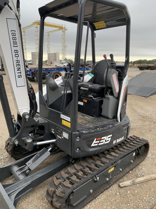 2021 BOBCAT E35