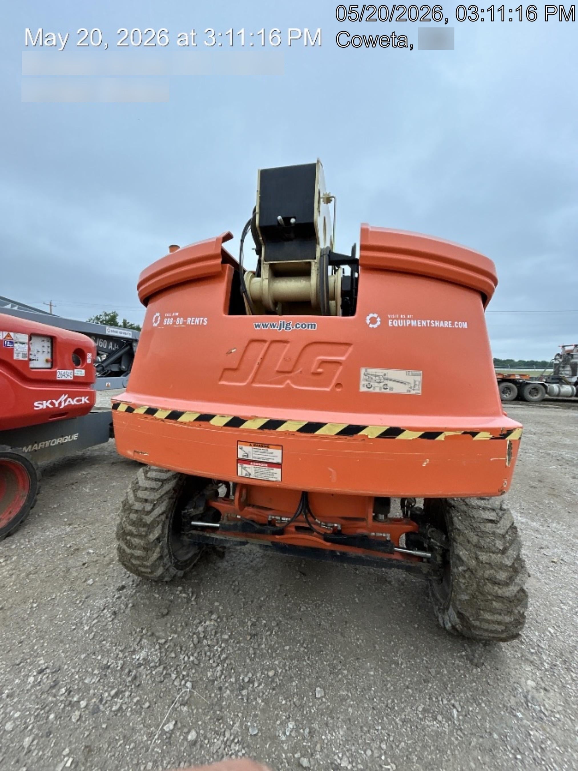 2022 JLG 660SJ