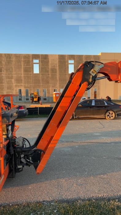 2020 JLG 660SJ