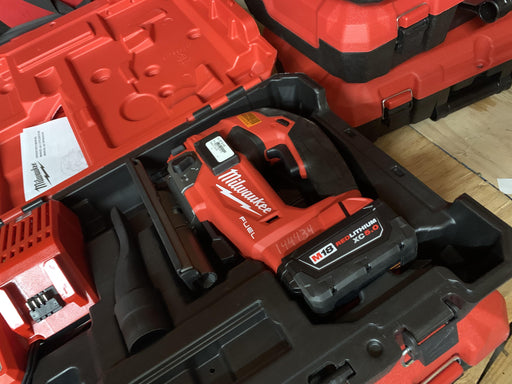 2021 MILWAUKEE 2737-21