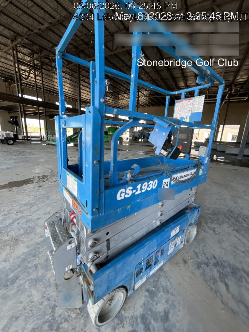 2020 Genie GS-1930 Solid Non Marking Tires, Beacon, Folding rails with half height swing gate, 800W Inverter