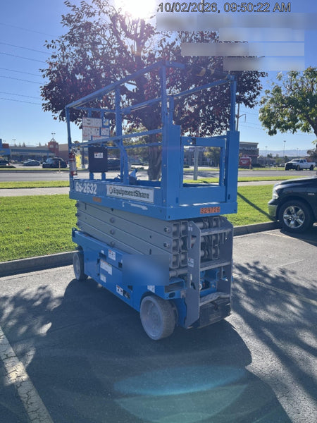 2023 GENIE GS-2632