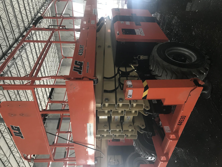 2019 JLG 430LRT