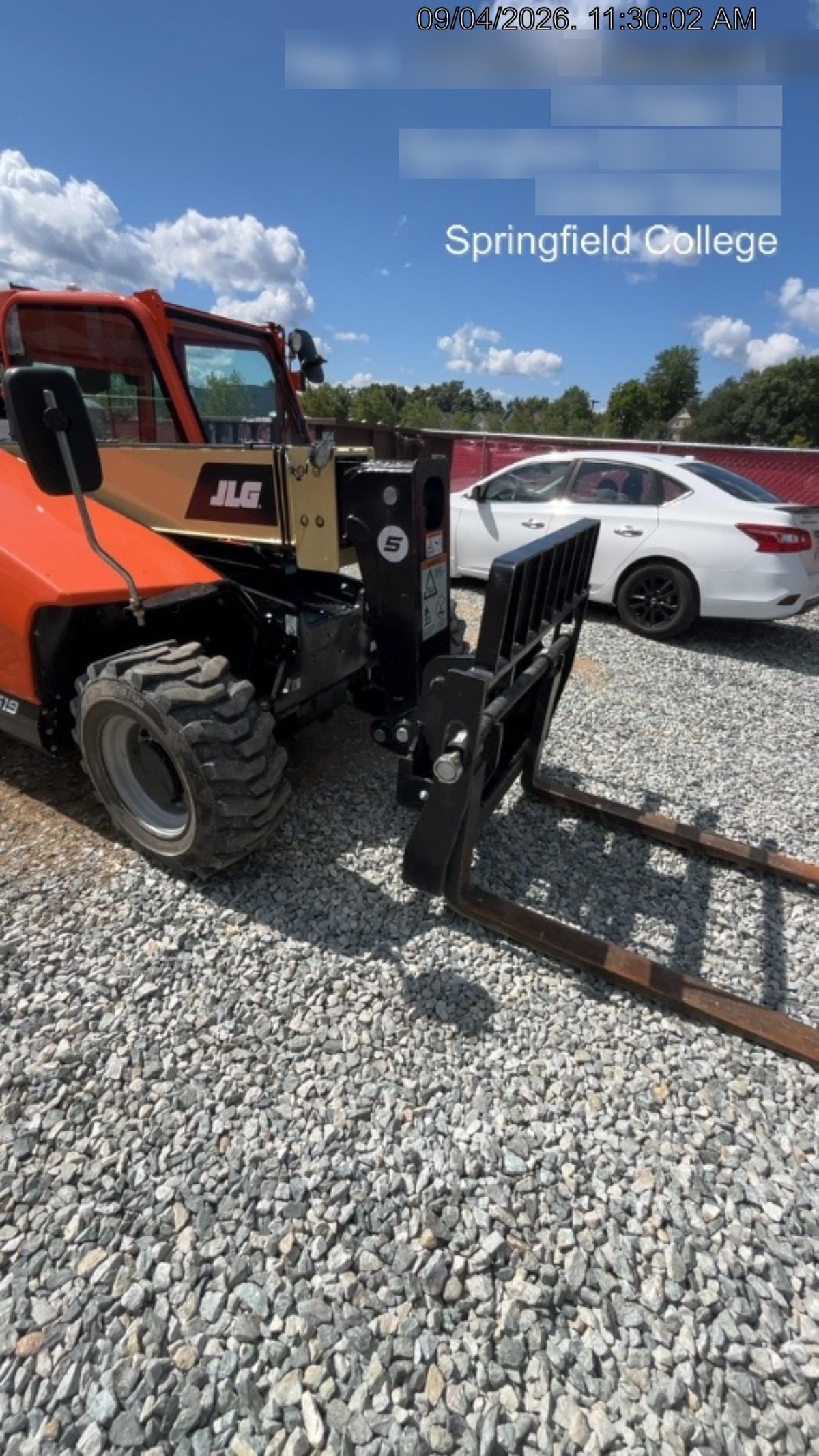 2025 JLG 519