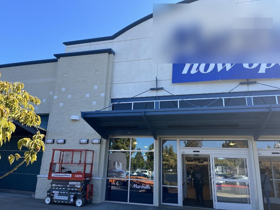 2020 Skyjack SJIII-3219 Solid NM Tires, Half height spring hinged entry gate, Dual Beacons, 800W Inverter