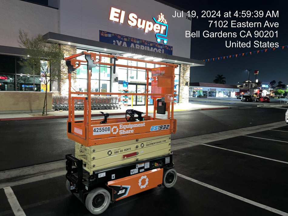 2024 JLG ES1932