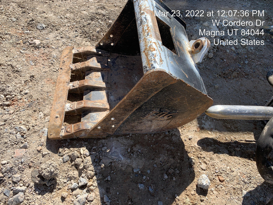 2020 DOOSAN 24" Bucket-Doosan