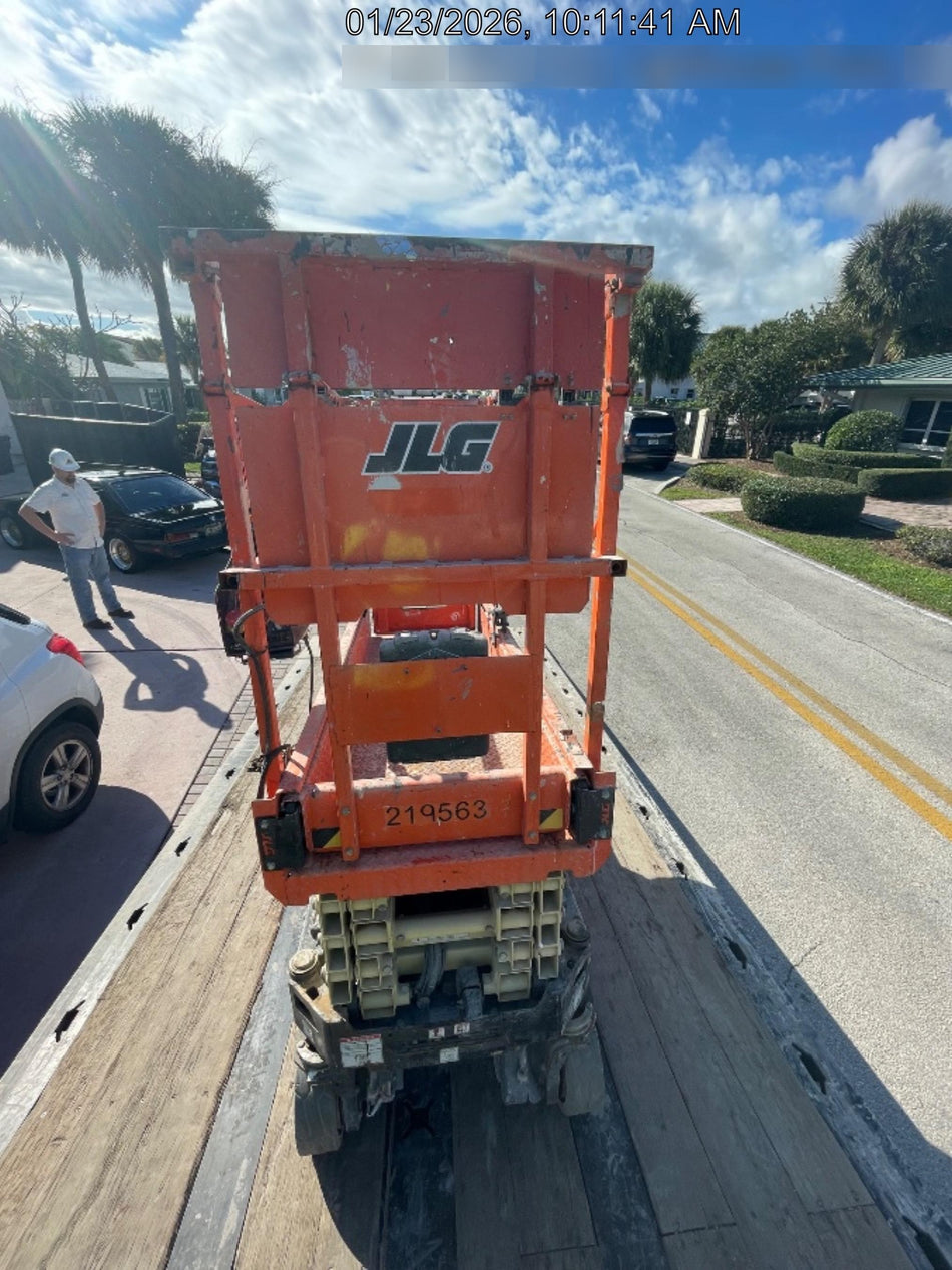 2022 JLG ES1932