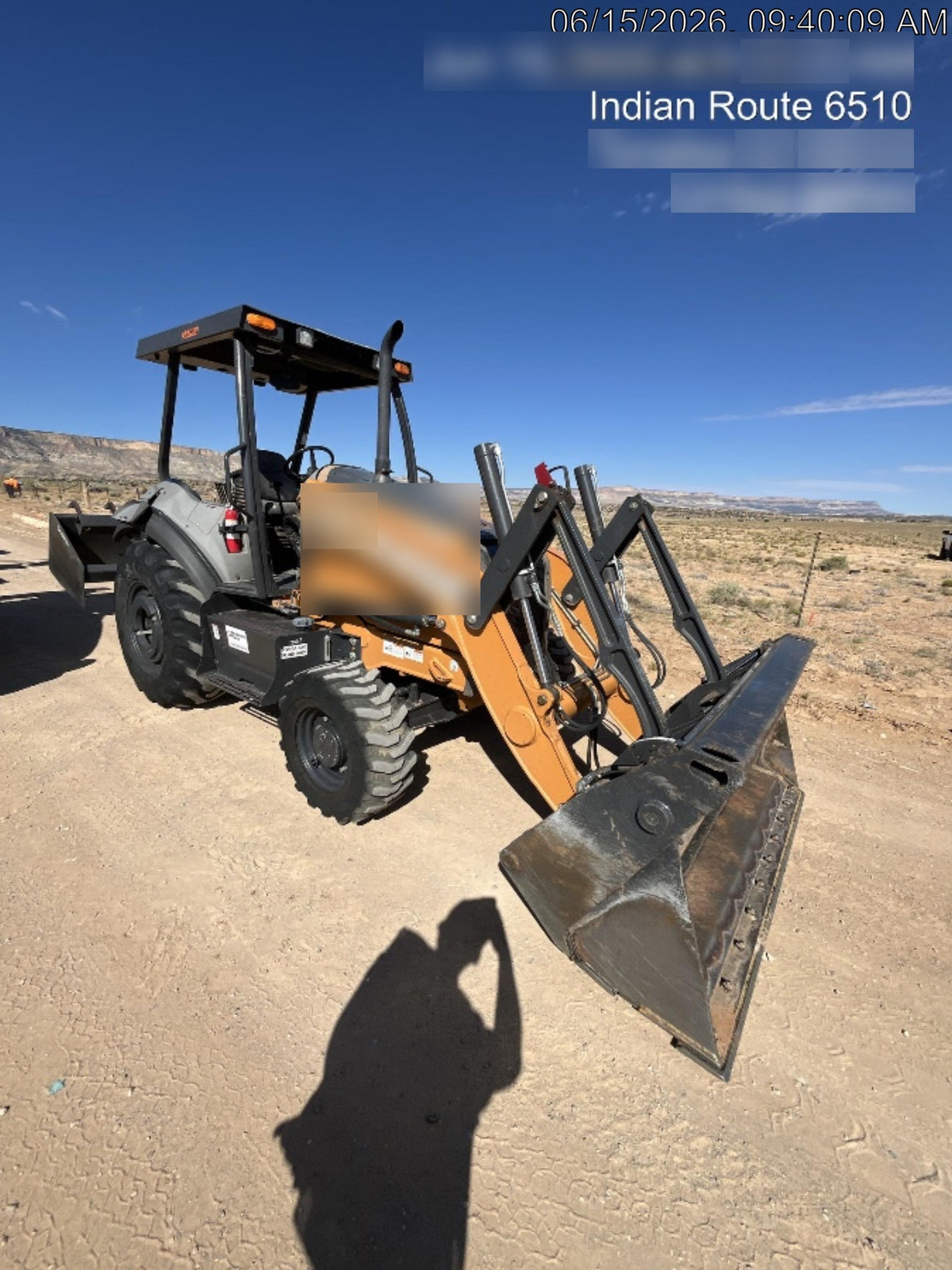 2023 CASE 570N EP