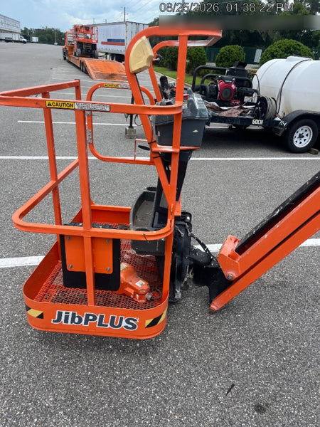 2021 JLG E400AJP Narrow