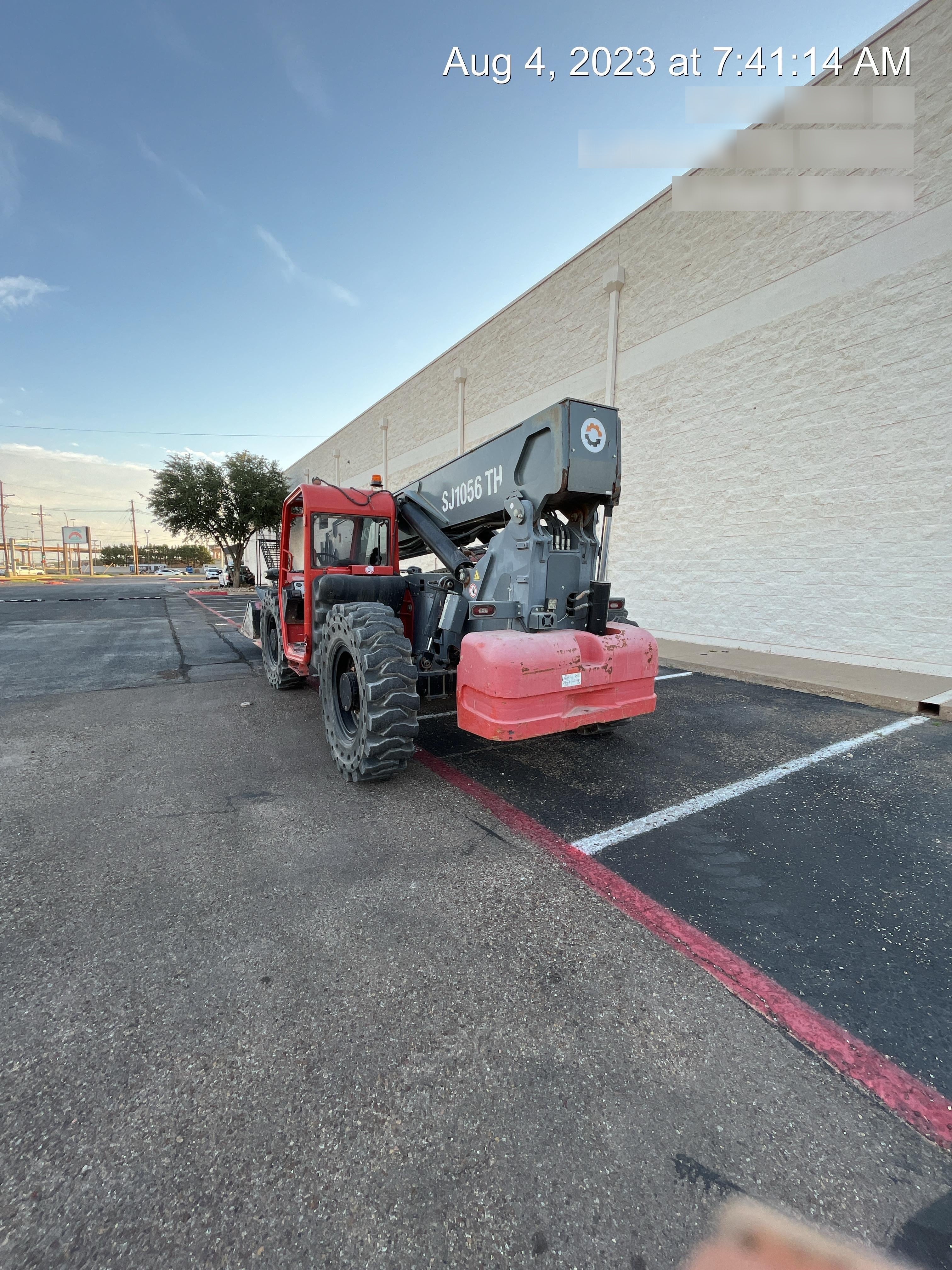 2019 ARROW MATERIAL HANDLING Dump Hopper