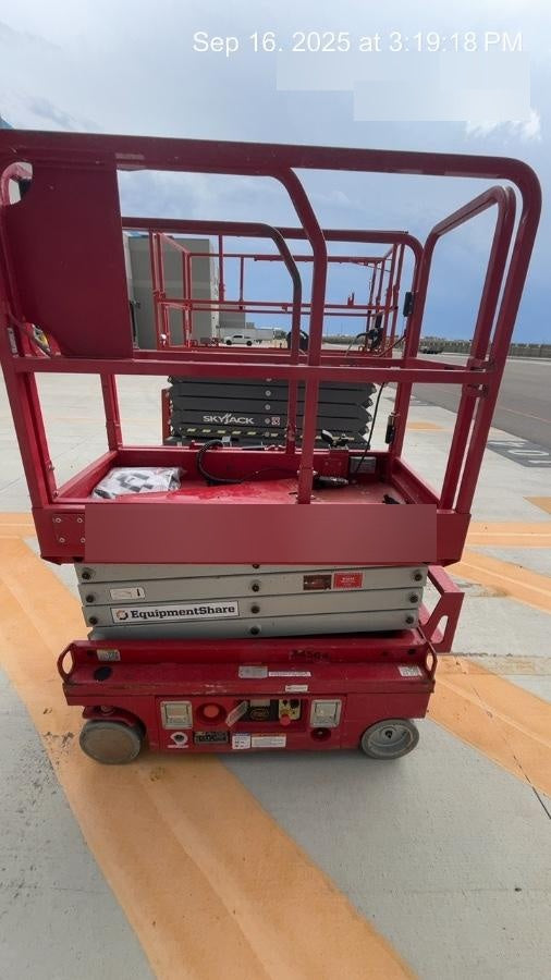 2019 MEC 1330SE Motion Alarm, Beacon, Includes MachineLink keypad and telematics device
