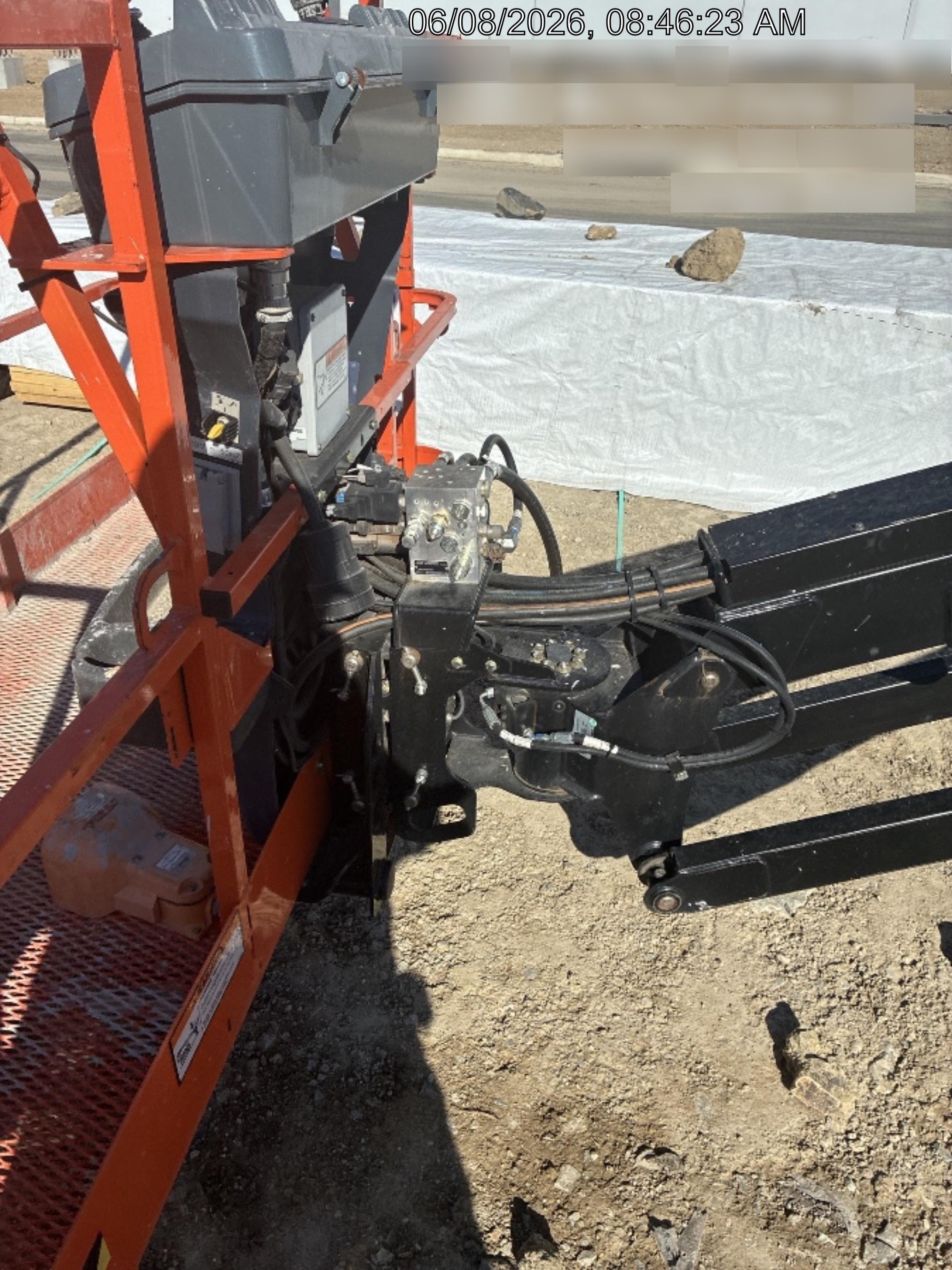 2023 JLG 660SJ