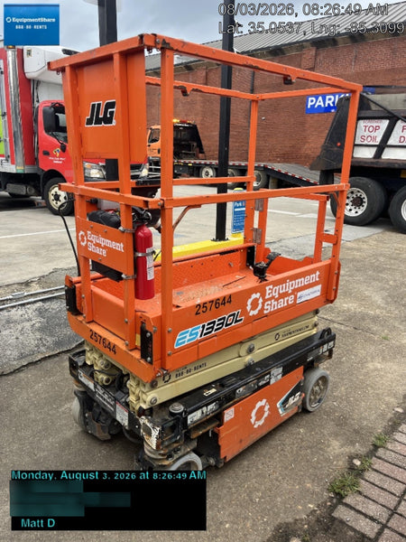 2022 JLG ES1330L
