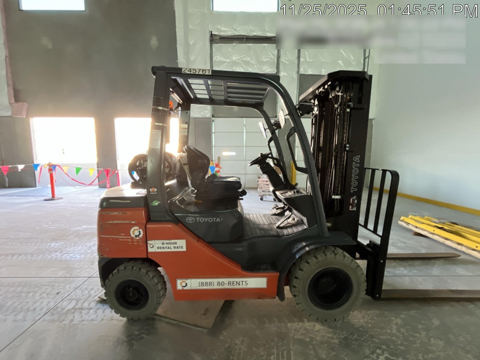 2022 TOYOTA 50-8FGU25