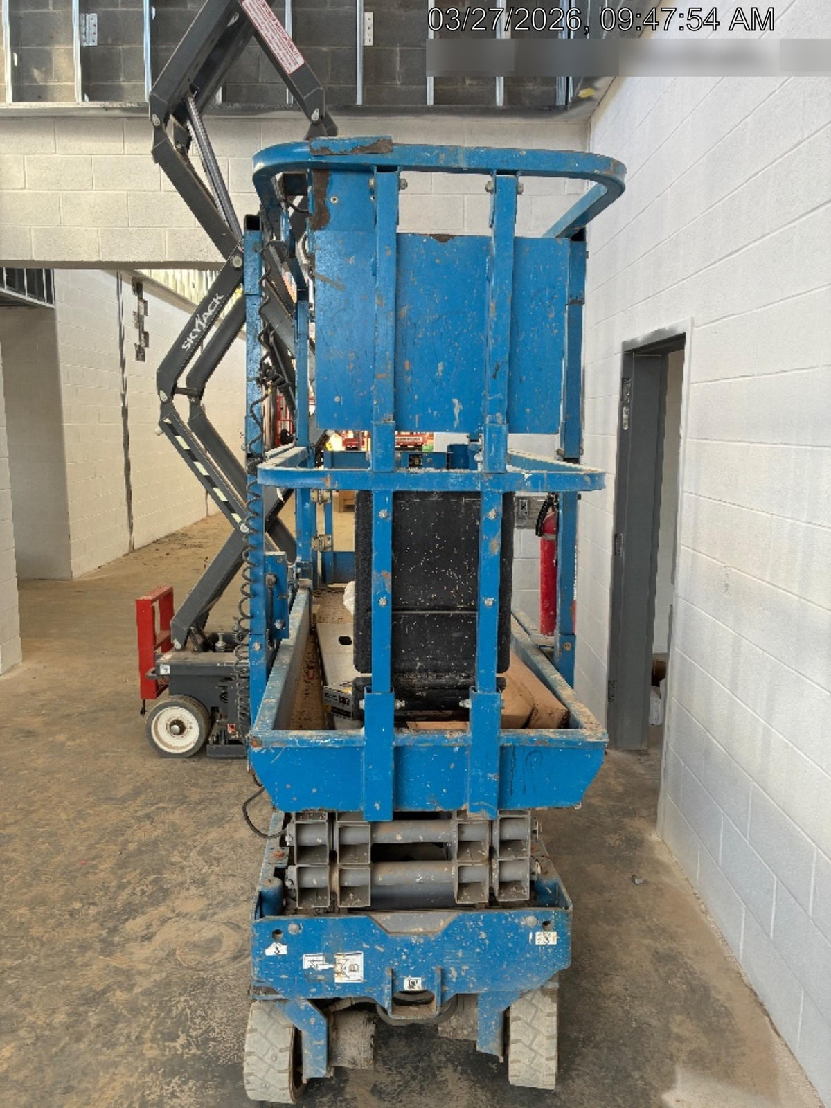 2020 Genie GS-1930 Solid Non Marking Tires, Beacon, Folding rails with half height swing gate