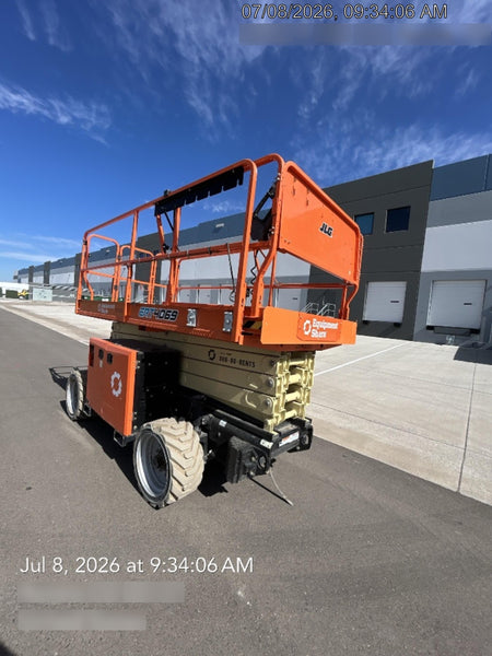 2022 JLG ERT4069