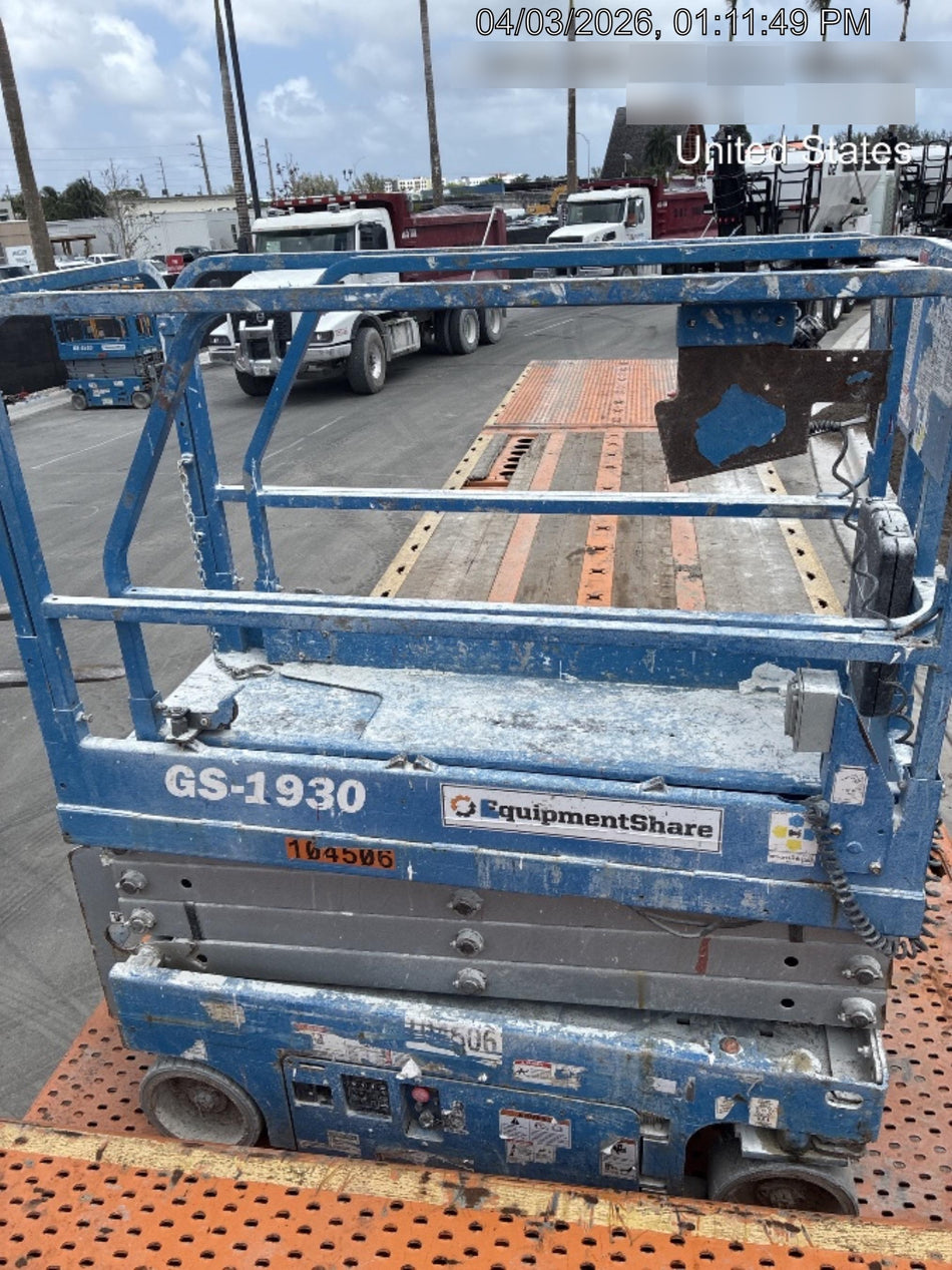 2020 Genie GS-1930 Fixed rails with chain entry gate - Pre A92.20