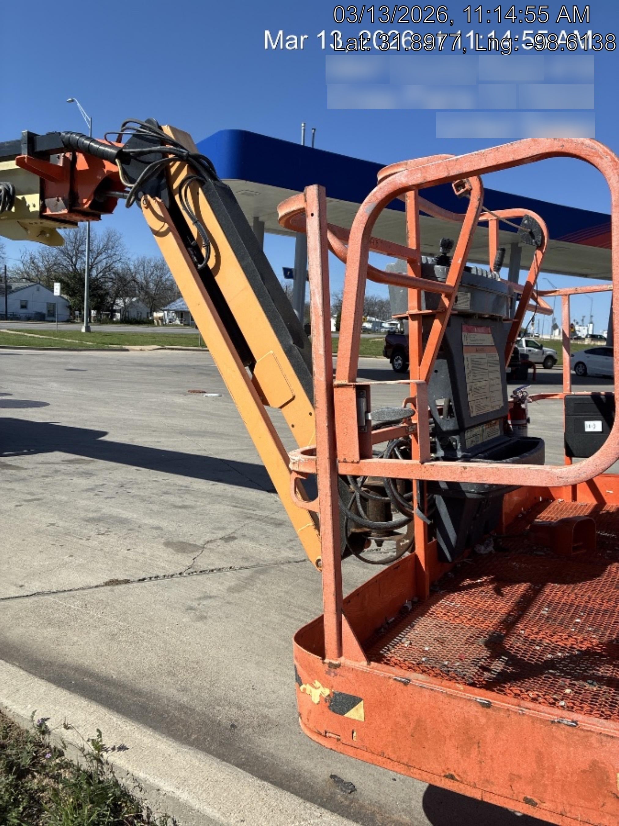 2022 JLG 660SJ