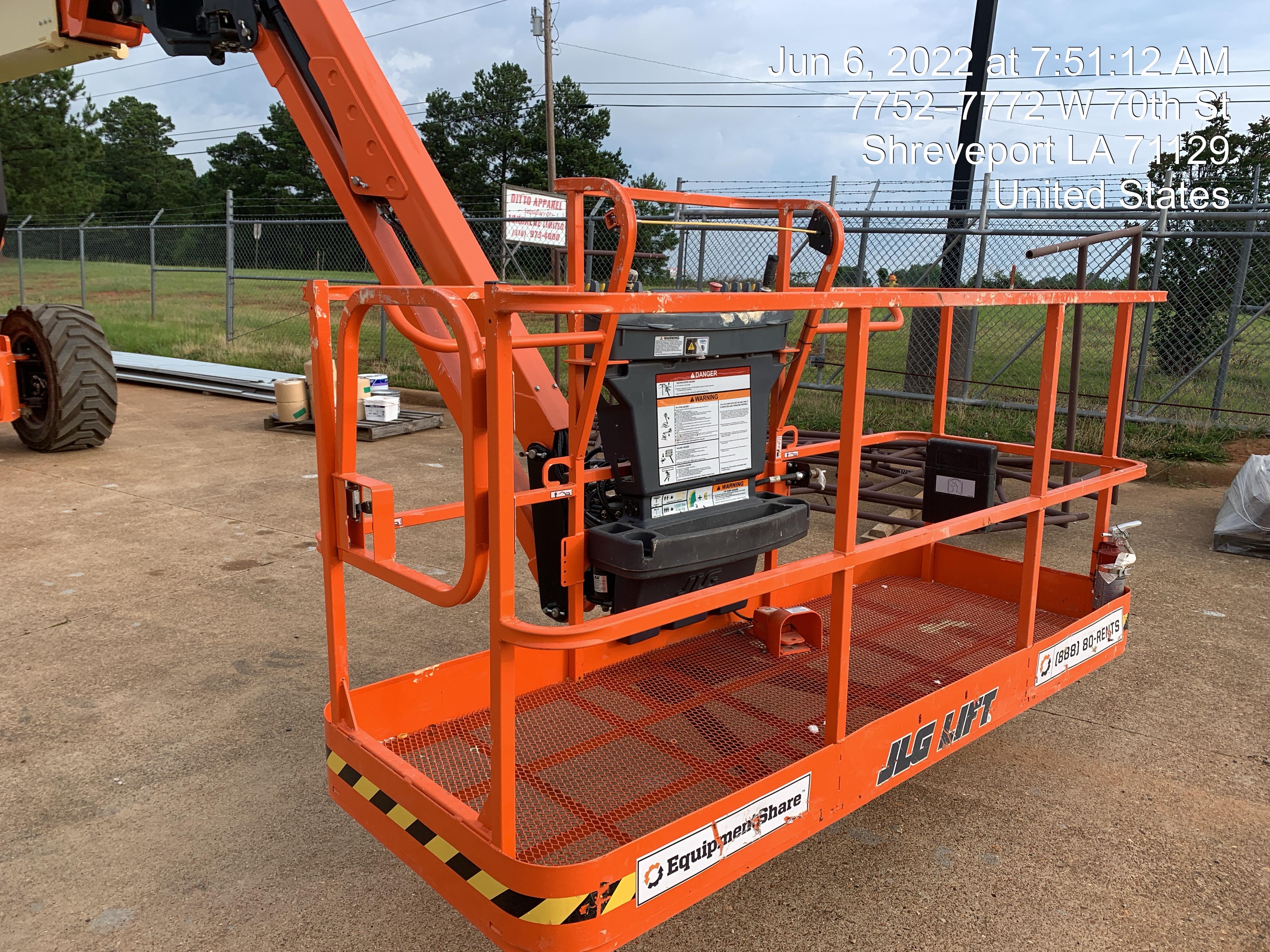 2021 JLG 1250AJP