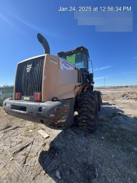 2018 CASE 621G