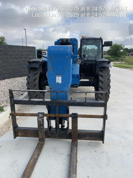 2018 Genie GTH-844 Genie GTH-844 w/Enclosed Cab w/HVAC, Work Lights, Solid Tires, Beacon, 60" Carriage and Forks