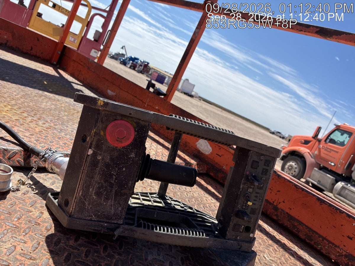 2016 JLG 3246ES