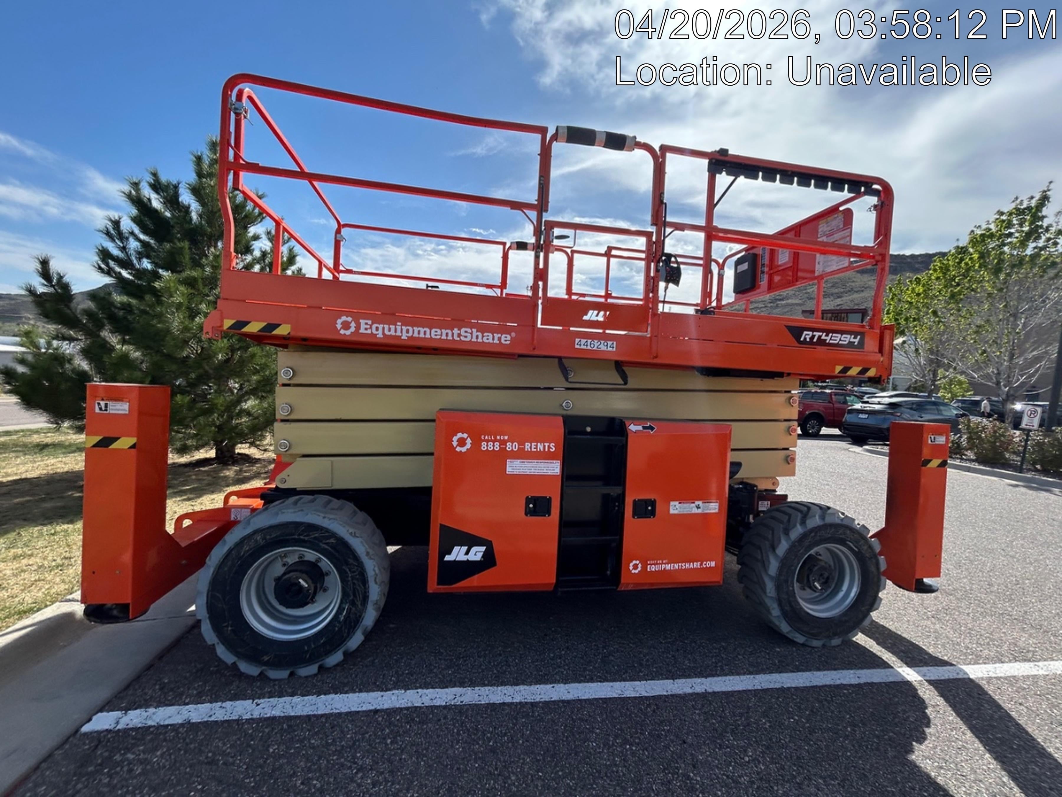2024 JLG RT4394