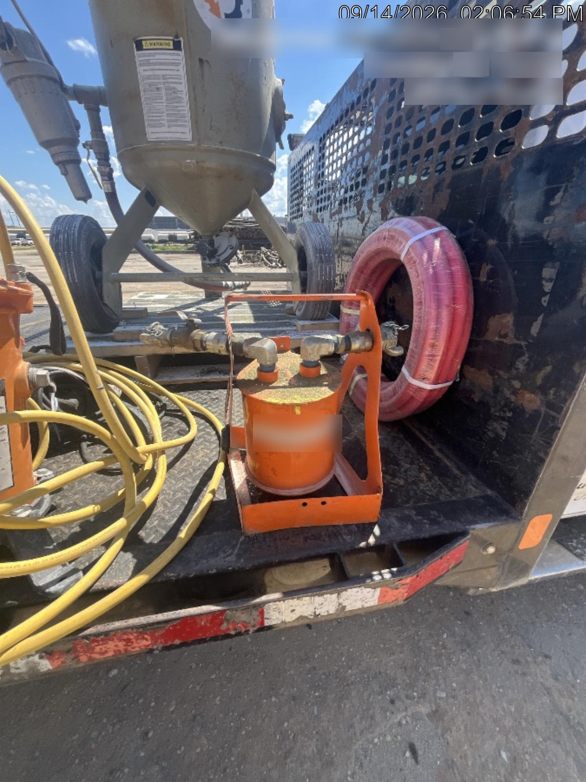 2023 MICHIGAN PNEUMATIC ES-S7F-CARRIER-ORANGE-TRACKER