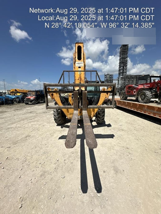 2018 JCB 510-56 JCB 510-56 Telehandler 74 HP w/CAB/HVAC, Beacon, Worklights, Aux Hydraulics, Solid Tires, 60" Carriage/Forks