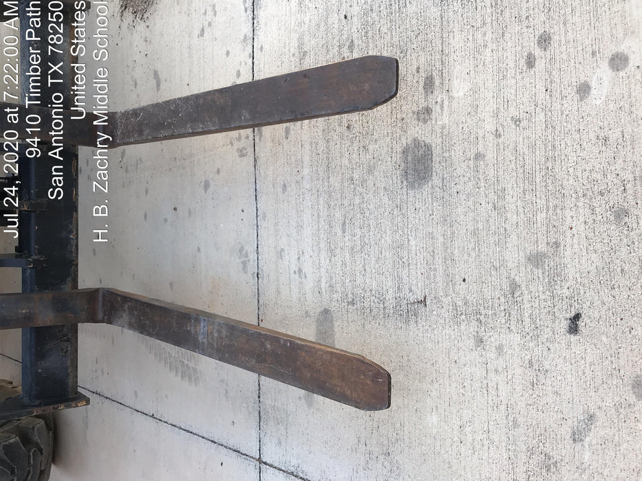 2018 Genie GTH-636 Genie GTH-636 w/Open ROPS, Solid Tires, Work Light/Beacon, 48" Carriage and Forks