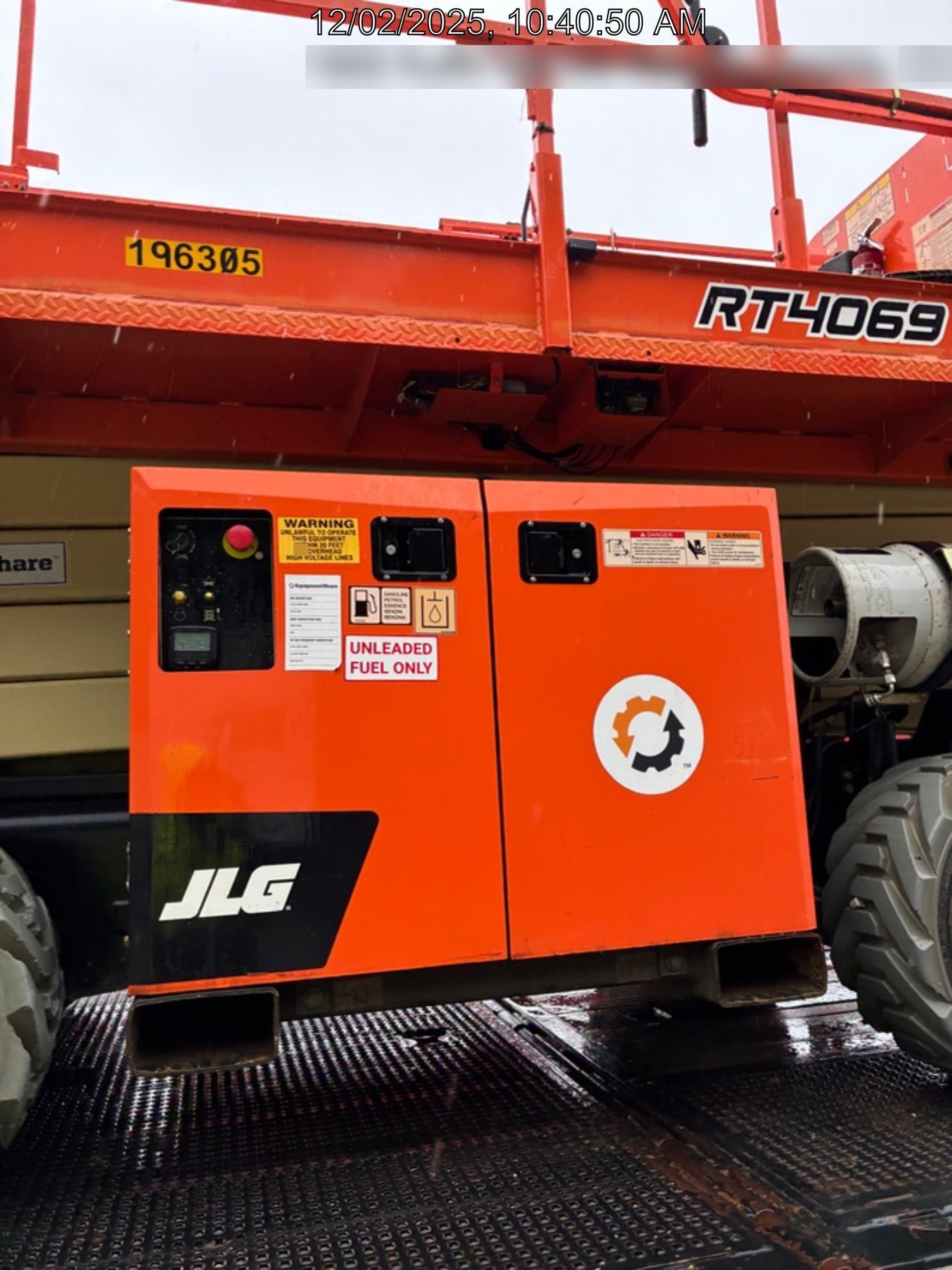 2021 JLG RT4069