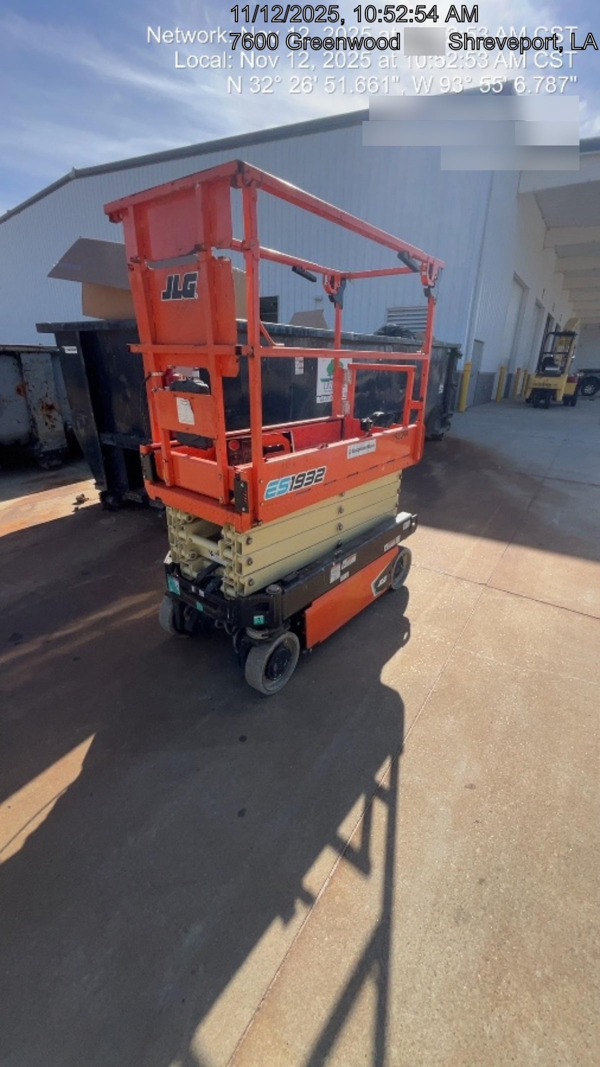2021 JLG ES1932