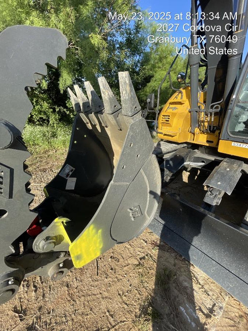 2025 JOHN DEERE 36" Bucket, Excavator 25,000 - 35,000 John Deere