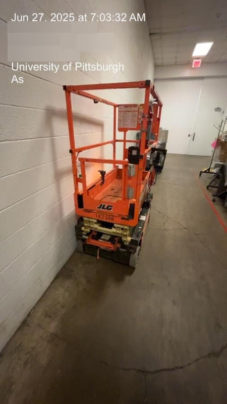 2021 JLG ES1330L