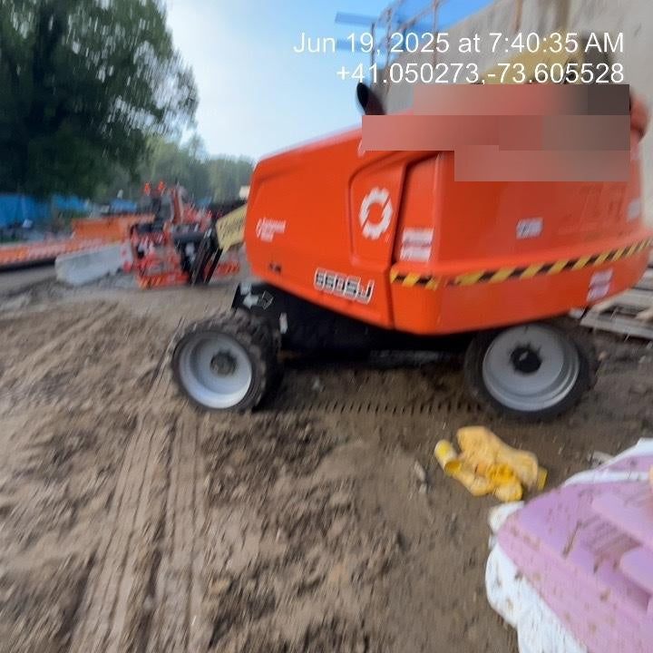 2024 JLG 660SJ