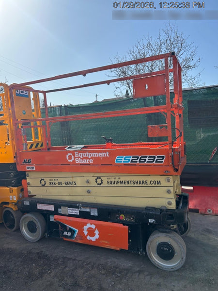 2022 JLG ES2632