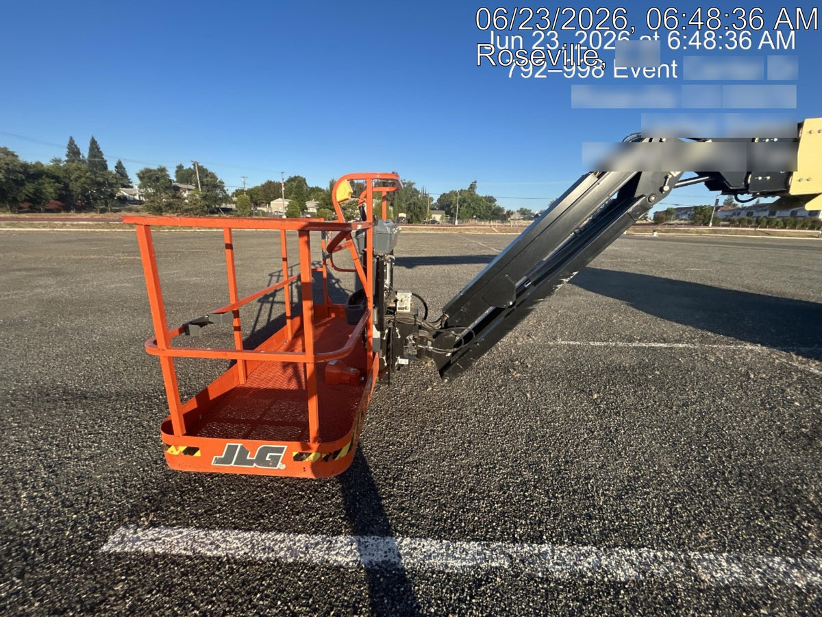 2025 JLG 660SJ