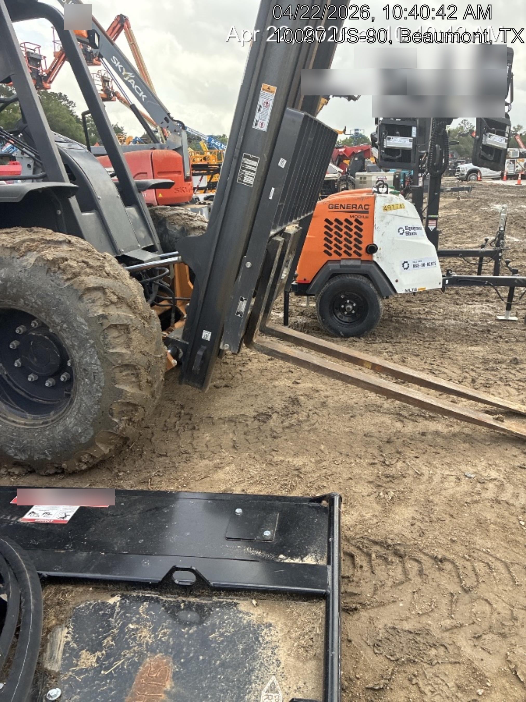 2021 CASE 588H