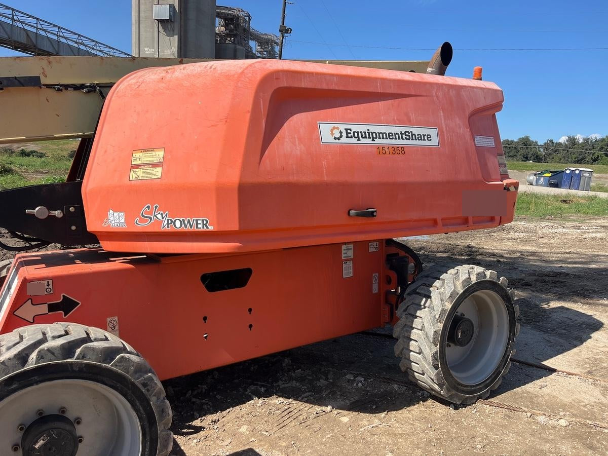 2021 JLG 660SJ