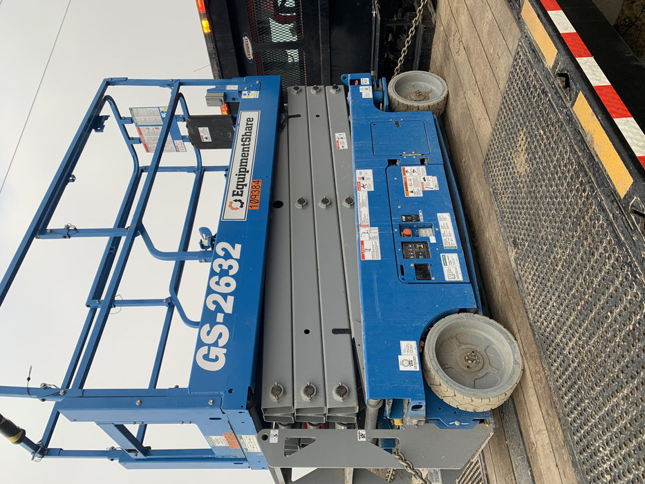 2020 Genie GS-2632 Solid NM Tires, Folding Rails with Half-Height Swing Gate, Beacon, 800W Invertor