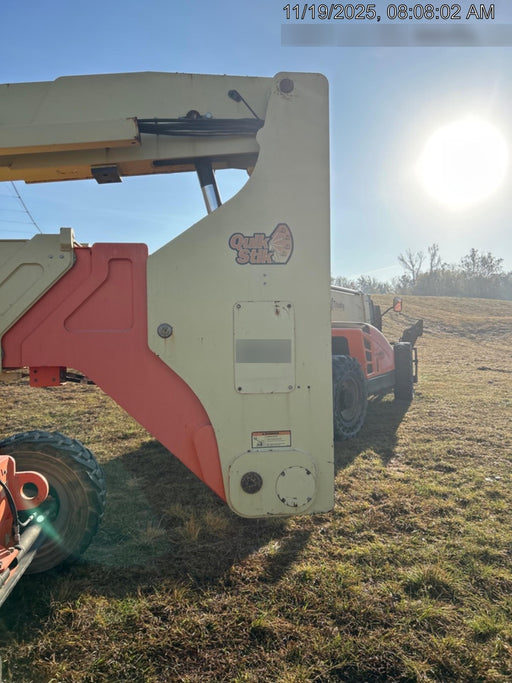 2019 JLG 800AJ
