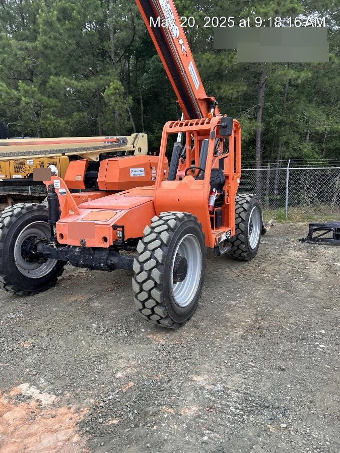 2019 SKYTRAK 8042